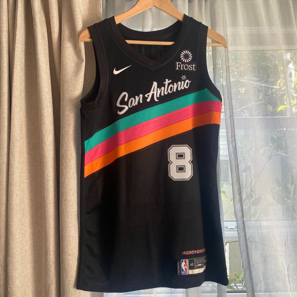 Nike Spurs Patty Mills jersey - men's small